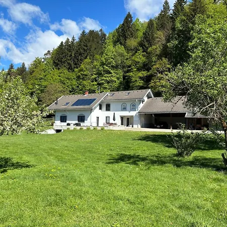 Villa Landhof Sternberg
